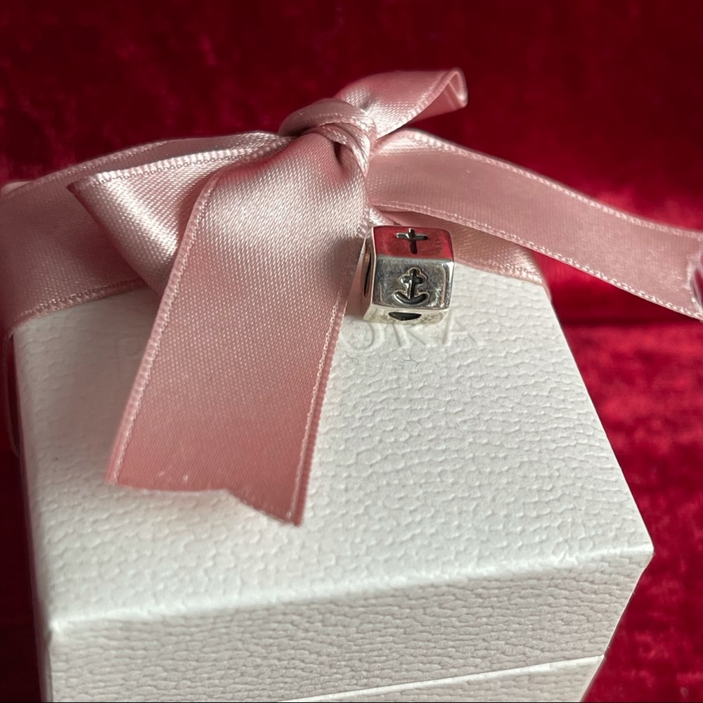 Pandora Faith Hope and Love Charm